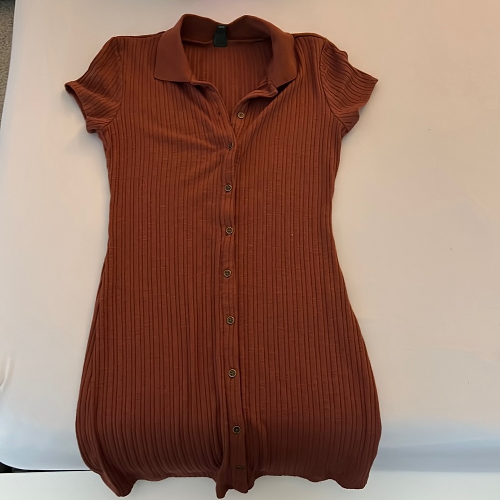 Wild Fable button down, collared mini dress. Rust orangey color. Size M